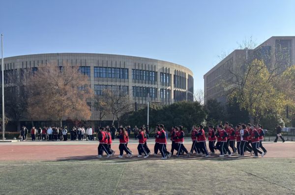 “阳光跑操·聚力前行”跑步比赛活动