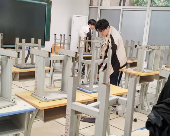 洁净教室，文明同行